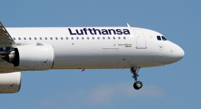 Újra sztrájkolnak a Lufthansánál – több száz járatot törölnek, Budapest is érintett