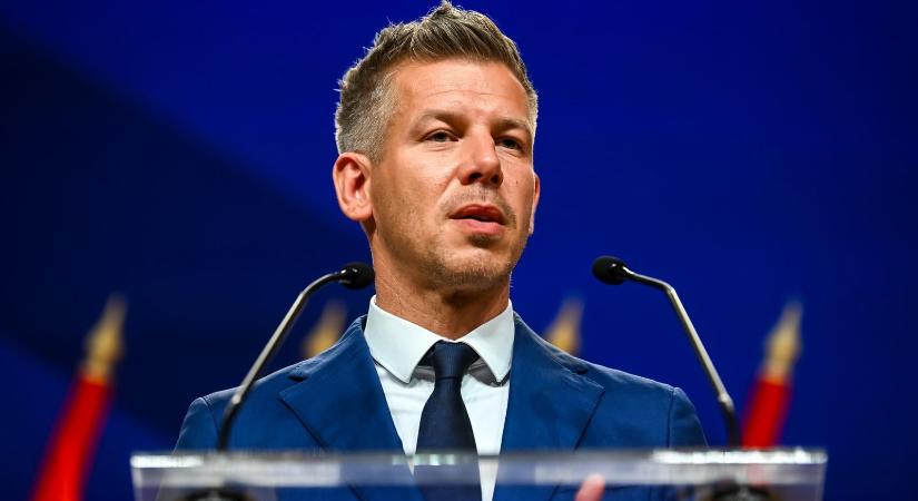 Magyar Péter: Minden magyar ember megérdemel egy olyan közmédiát, ami a valóságot közvetíti