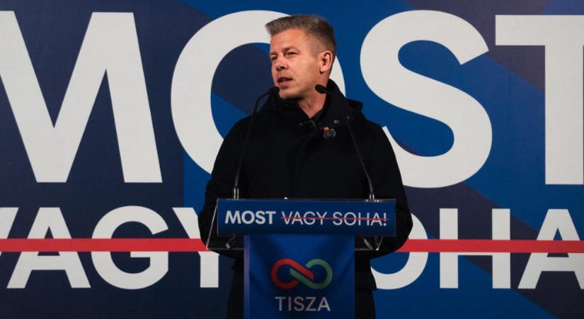 Magyar egy időre felfüggeszti a közszolgálati médiát