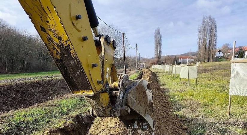 Dinamikus bővülés: Megkezdődött a falu teljes megújulása