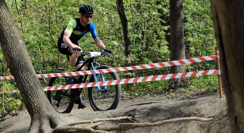 ZKSE: két érem a mountain bike szezonnyitón