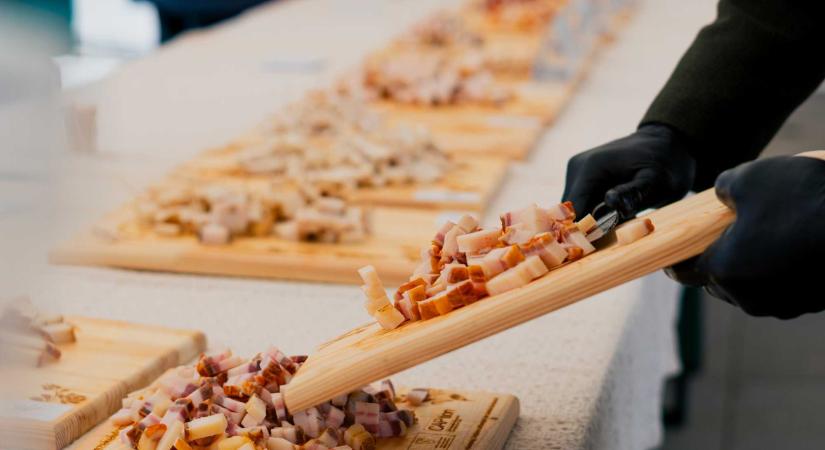 Füst és Só – Székelyföldi Szalonna Mustra másodszor Csíkszeredában