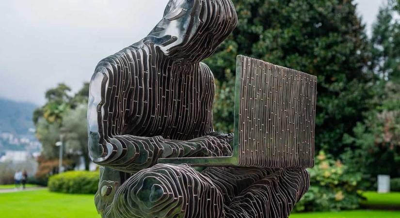 Satoshi Nakamoto kilétére fogadhatnak a Polymarket felhasználók