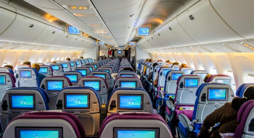 Légiutas-kísérők vallanak: titokban elfogadják a borravalót?