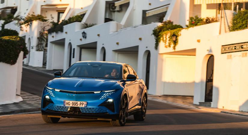 Immár Magyarországon is kapható az Alpine új SUV-ja! Mutatjuk, mennyit kérnek érte!