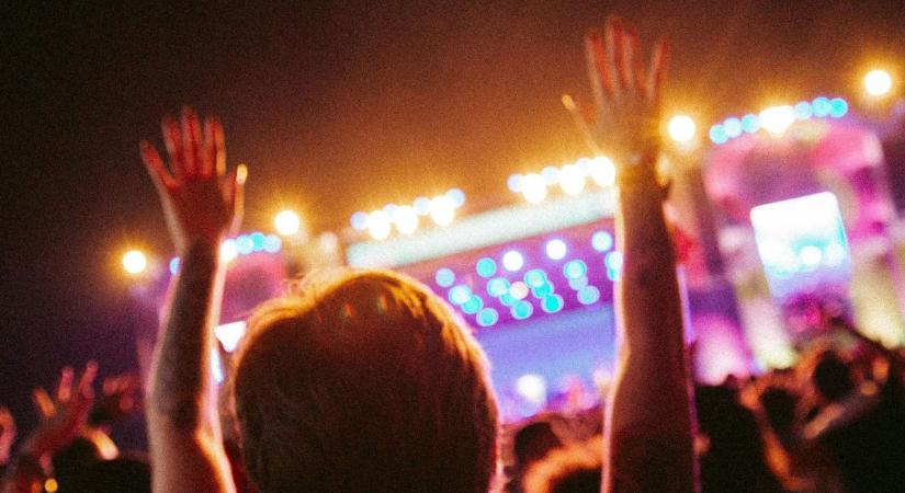 Különleges bakonyi programokat ajánlunk: nagykoncert, túrajáték, futás a várba