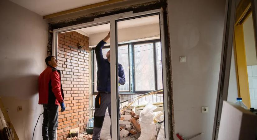 Felfüggesztik az 55 milliós otthonfelújítási programot az ország egy részében, mert elfogyott a keret