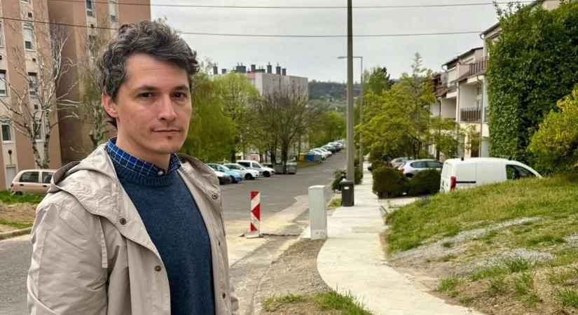 A munka nem áll meg! Helyreállították a járdákat Szekszárdon