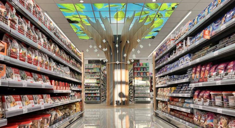 Hódmezővásárhelyen és Komáromban nyitotta meg új üzleteit az Ecofamily