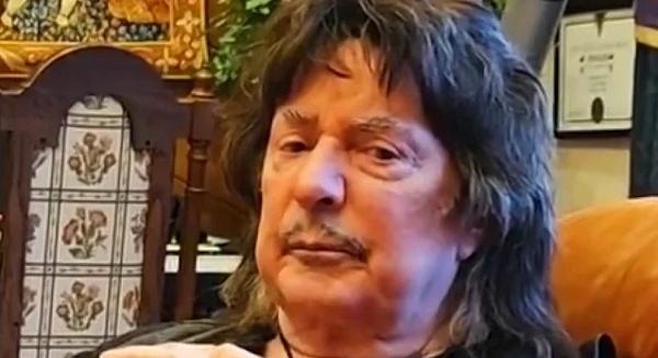 Ritchie Blackmore szerint a gitárosok többsége nem kedves ember