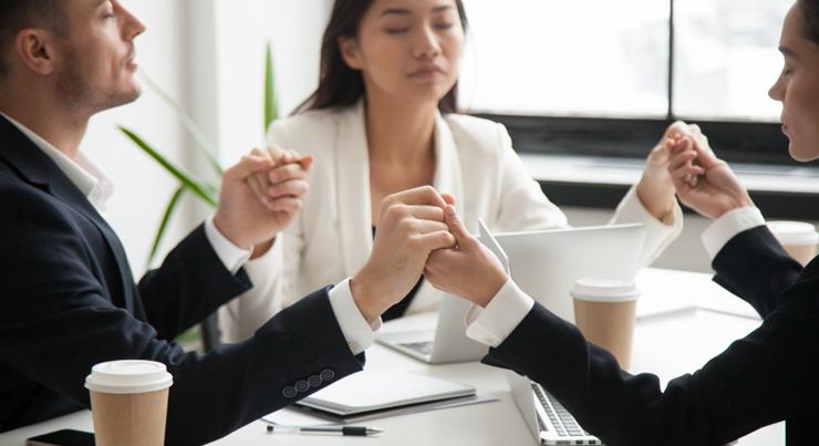 A legjobb vezetők néha hallgatnak: ezért kell több csend a meetingeken