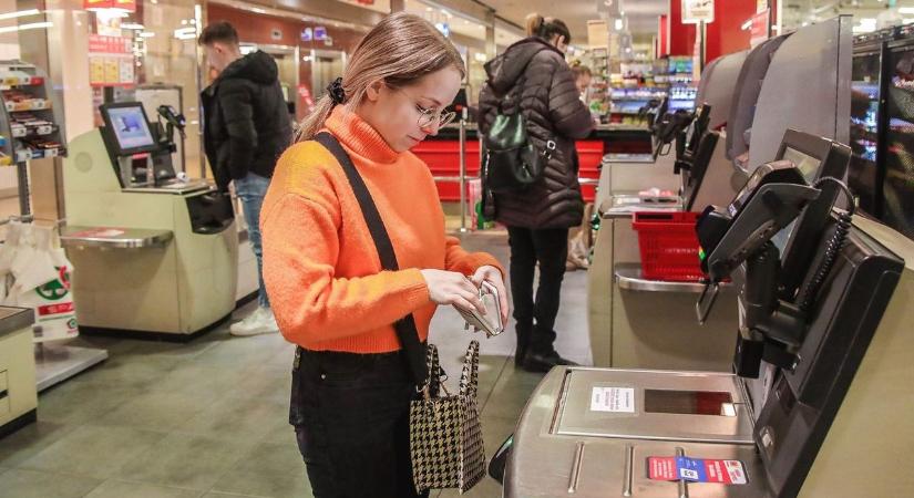 Búcsúzhatunk az 5 forintostól, jön az ötvenezres?