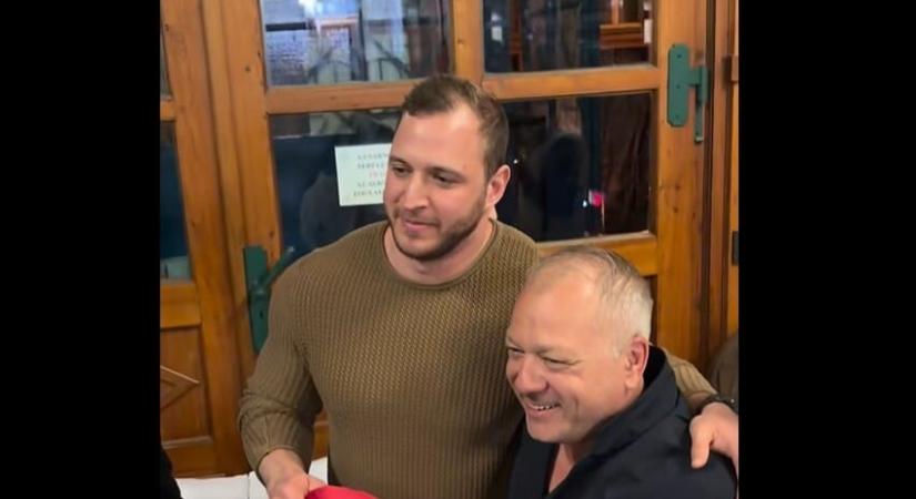 Videó: Balogh Levente Pálinkás Szilveszterrel ünnepelte a Tisza győzelmét