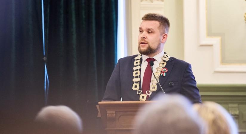 A Kúria mondta ki, hogy nem sértette meg a választási törvényt Pintér Bence