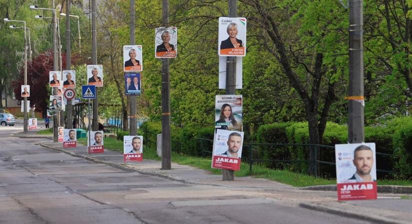 Mutatjuk, mikorra tűnhetnek el az utcákról a választási plakátok