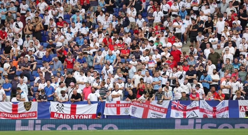 Vb 2026: száz dollárba is kerülhet egy vonatjegy az angolok meccsére