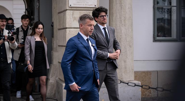 Magyar Péter ujja másfél éve rajta van a „defrost” gombon: így jöhetnek az uniós pénzek