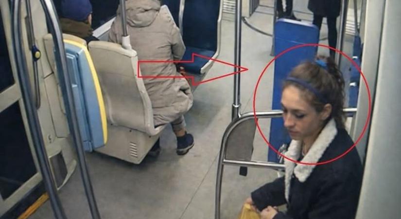 Angyalszép nő esett bűnbe a debreceni villamoson, ki nem nézed belőle, mit tett az utasok között