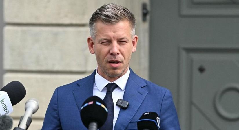 Veri az asztalt Magyar Péter Sulyok Tamás lemondását követelve, de a Tiszának elképzelése sincs arról, ki léphetne a helyébe