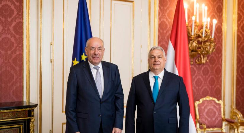 Orbán Viktorral és Semjén Zsolttal egyeztetett a köztársasági elnök