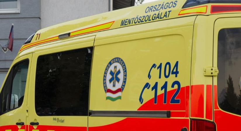 Megújul a putnoki mentőállomás udvara