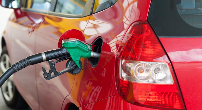 Látványosan megugrott a benzinfogyasztás Magyarországon  A lehető legrosszabbkor