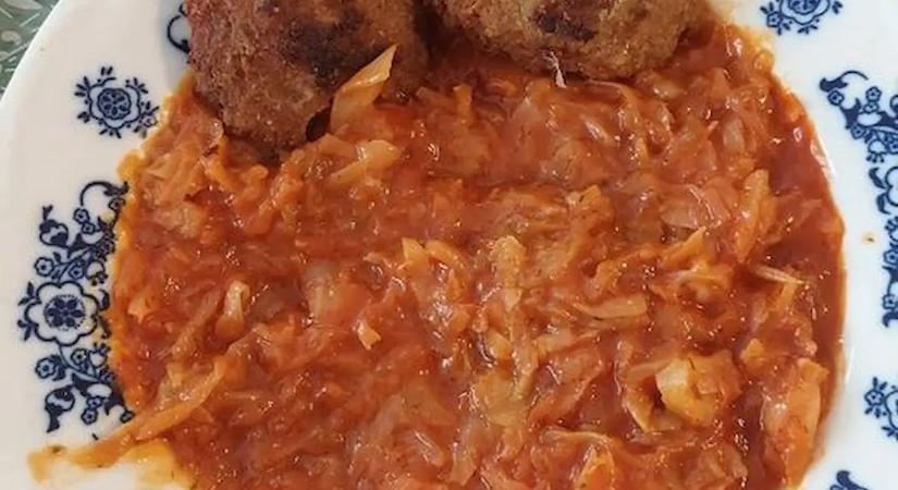 A nagymamák kedvence, amit ma is imád mindenki: káposztafőzelék fasírttal recept