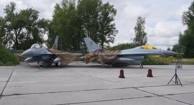 Norvégia már leszállította F-16-os vadászgépeket Ukrajnának, csak még javítják őket – norvég miniszterelnök