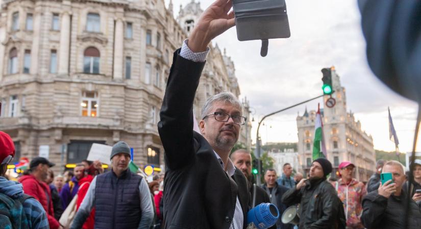 Petíció indult, hogy Hadházy Ákos pozíciót kapjon valamelyik átláthatósági vagy elszámoltatási részlegnél