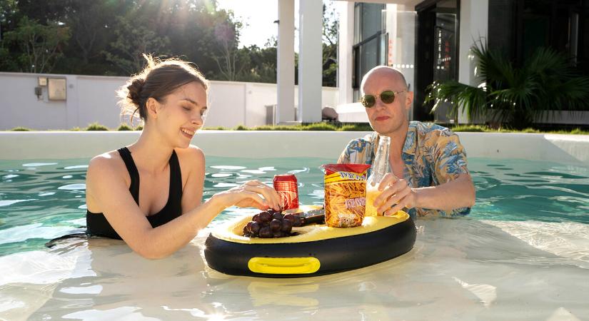 Április bolondja? Csak egy lebegő mobiltálca