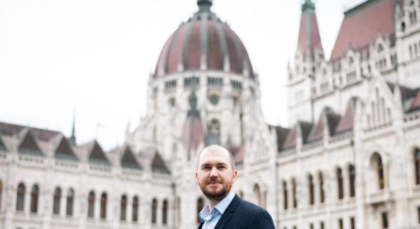 A Momentum bukott vezetője nem elégszik meg a kormányváltással, komoly elszámoltatásokat akar