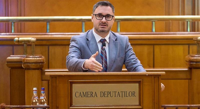 Verekedés az AUR székházban: Dan Tanasă torkának ugrott a párt egyik korábbi tagja (VIDEÓ)