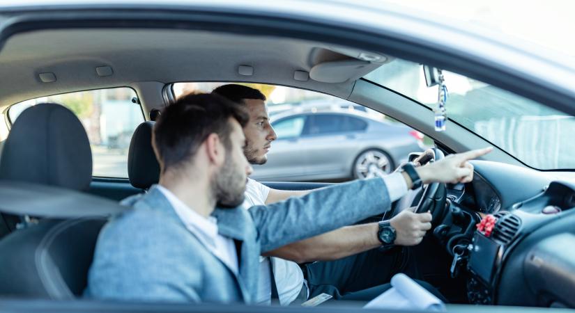 Jóval tovább tart így a jogosítvány megszerzése: erre figyelj, hogy időben befejezd