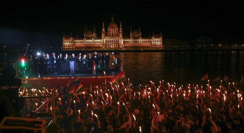 A gát átszakadt: Istent kiütötte a világháló!