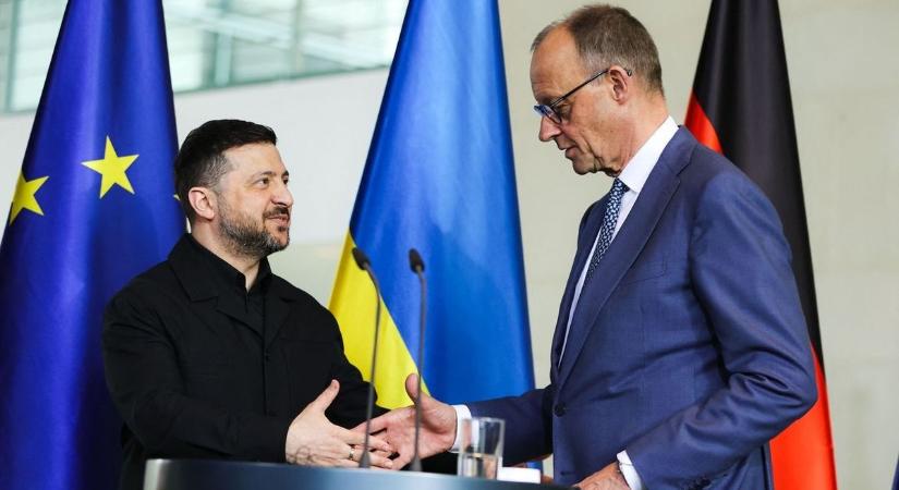 Merz fiatal férfiakat küldene az ukrajnai frontra