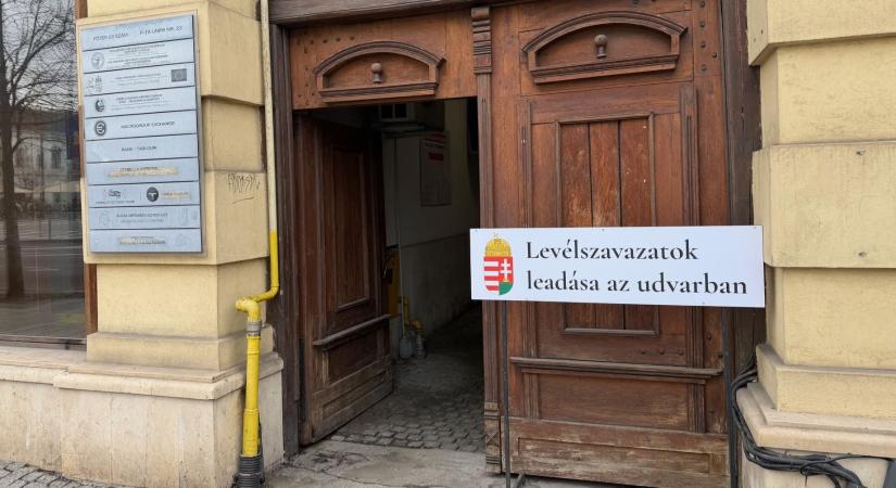 A levélszavazatokban még a Kutyapárt is megverte a DK-t