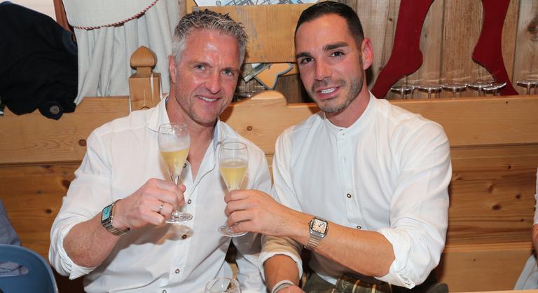 Ralf Schumacher és szerelme, Étienne kamerák előtt mondják ki az igent