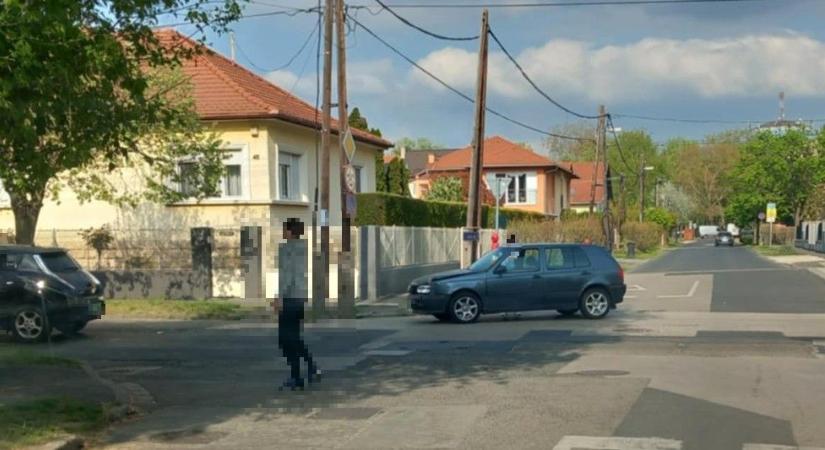 Két autó ütközött egy kereszteződésében Győrben