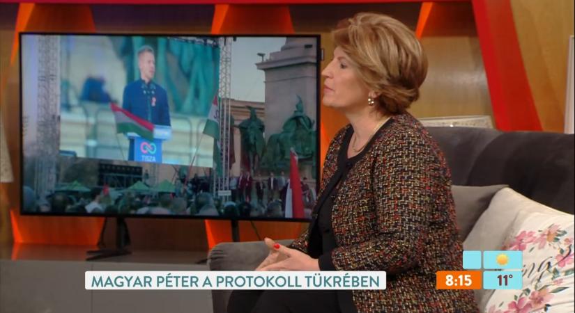 „A megjelenésével nincsen probléma” – ezt mondta a protokoll szakértő Magyar Péterről