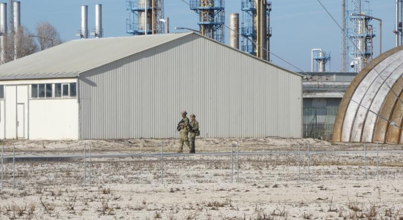 Elhagyják a katonák az energetikai létesítményeket