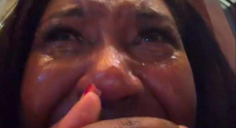 Véletlenül rendelte meg a legdrágább ételt a nő az étteremben: eleredtek a könnyei, amikor meglátta a számlát