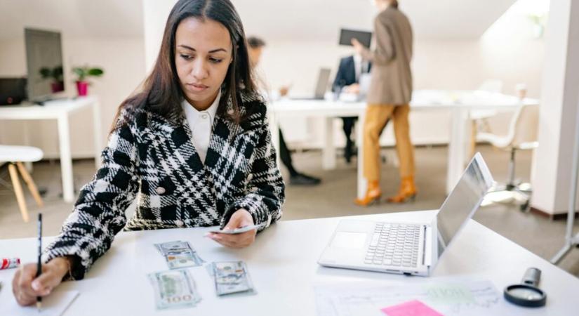 Így látnak a fiatal kutatók a pénzügyi piacok mögé – reflexív AI a tőzsdén