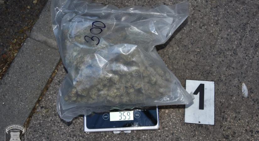 Dílerek elleni nyomozást zártak le