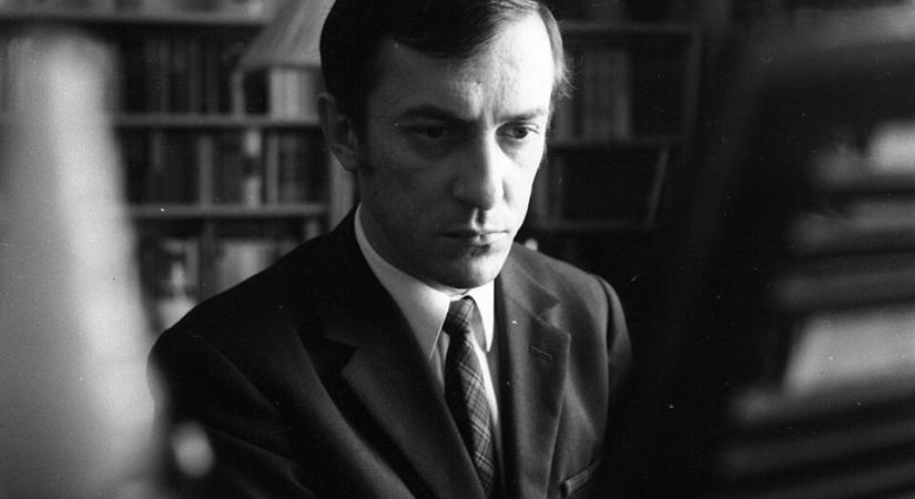 15 éve hunyt el Antal Imre – így néz ki most a sírja