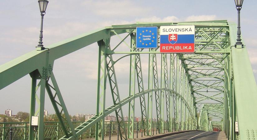 A másik serpenyő - Kárpáti Iván jegyzete