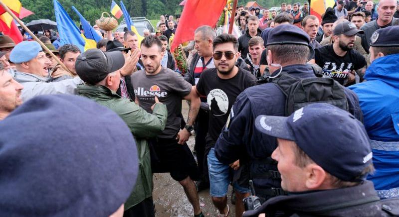 Jogvédők: Simion ne tagadjon, hanem kérjen bocsánatot az úzvölgyi incidensért