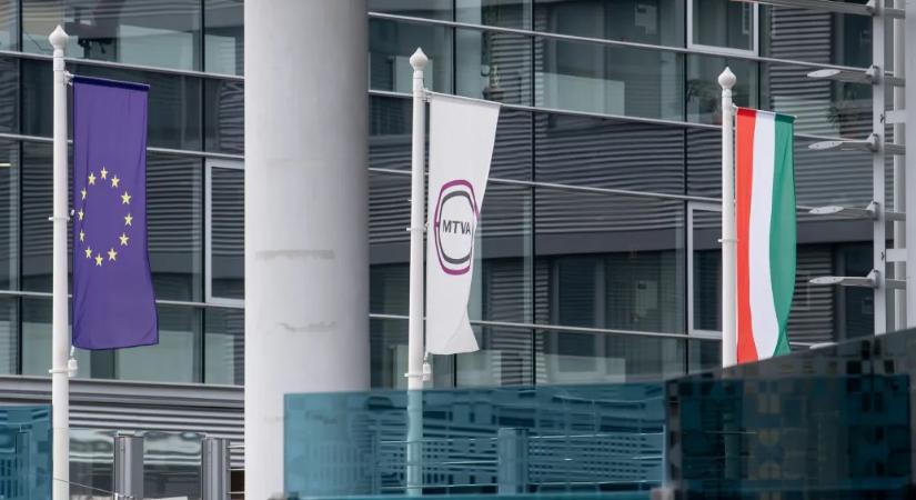 A közmédia több tucat dolgozója levélben követeli, hogy állítsák vissza az MTI pártatlan hírszolgáltatását