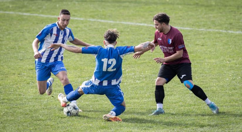 Gólzáporos fordítás Gelsén és Hahóton, súlyos sérülés Nemesapátiban a III. osztályban