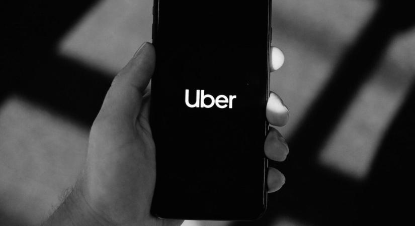 Az Uber 10 milliárd dolláros robotaxi-programra vált