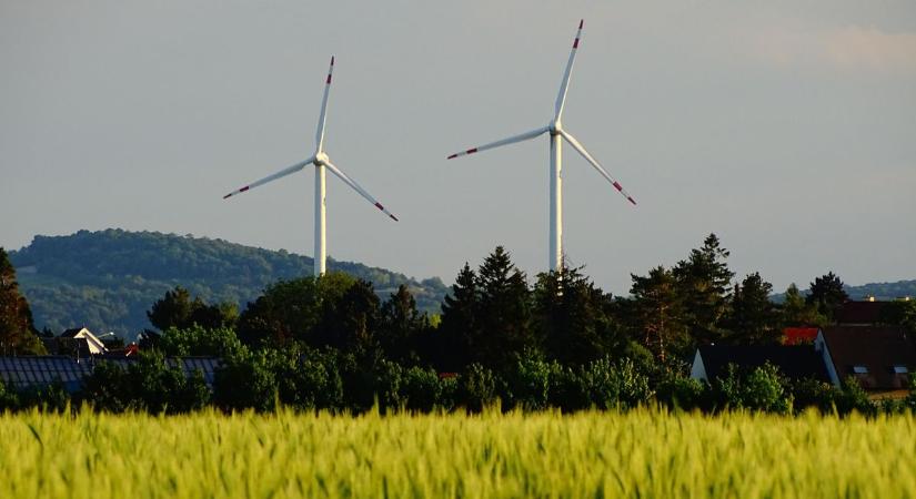 Marad a kicsit felhős, kicsit napos idő csütörtökön